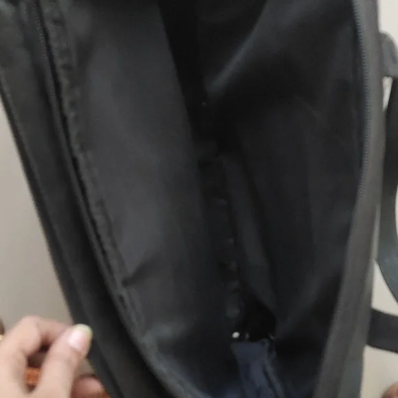 Baggit office/laptop bag - Picture 7 of 9